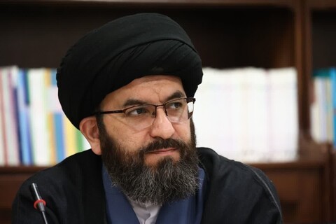 مکار دشمن کی سازشوں کے مقابل ہوشیار رہنے کی ضرورت ہے