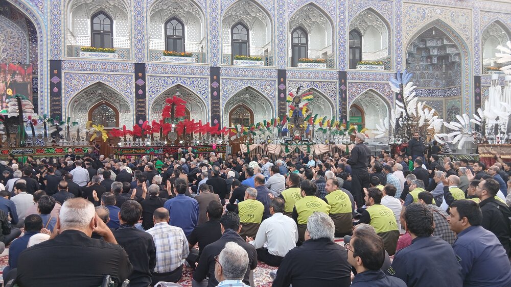 مراسم اذن عزای سیدالشهدا در حرم مطهر رضوی