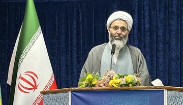 اتحاد و همبستگی، رمز پیروزی امت اسلام در مقابل نفاق است