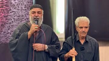 کاشانی‌ها با غبارروبی مزار محتشم کاشانی به استقبال محرم رفتند