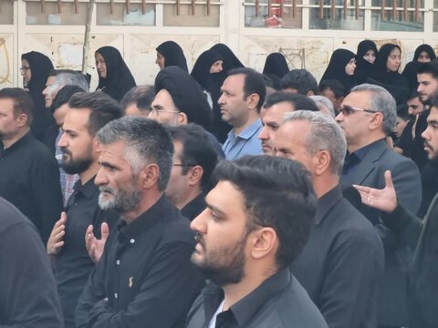 تشییع پیکر شهیدمبارزه با اسرائیل در شهر جوشقان قالی