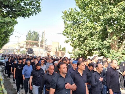 تشییع پیکر شهیدمبارزه با اسرائیل در شهر جوشقان قالی