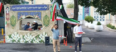 کلیپ/ برپایی موکب مدرسه علمیه ولیعصر(عج)تبریز در حمایت از عملیات بشارت فتح