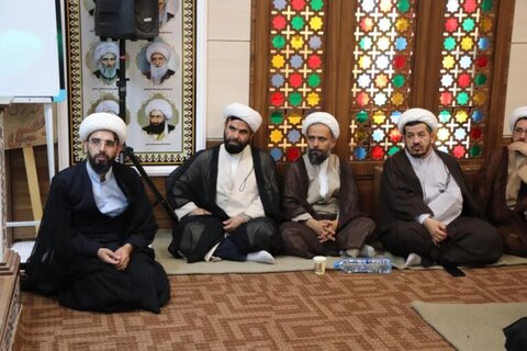 تصاویر/ جلسه وظایف تبیینی روحانیت در شرایط فعلی در حوزه علمیه بناب
