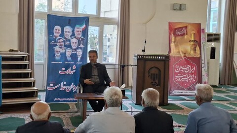 تصاویر/  همایش مسئولان هیئات مذهبی و کانون مادحین هادیشهر