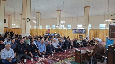 تصاویر/  همایش مسئولان هیئات مذهبی و کانون مادحین هادیشهر