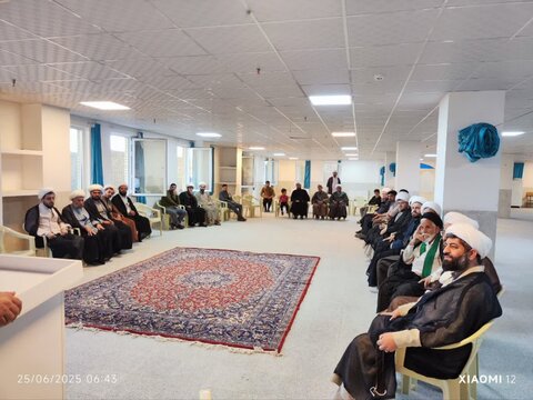 برگزاری کارگاه های آموزشی و مهارتی ویژه طلاب تویسرکان