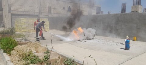 برگزاری کارگاه های آموزشی و مهارتی ویژه طلاب تویسرکان