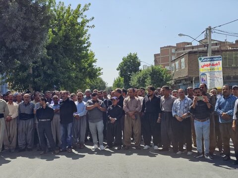 تصاویر/ تشییع پیکر مطهر شهید والامقام زبیر امینی‌فر در نقده