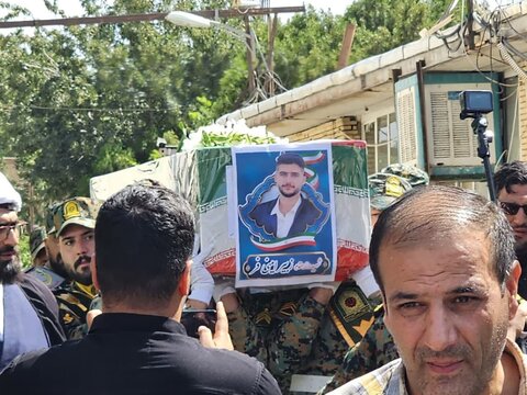 تصاویر/ تشییع پیکر مطهر شهید والامقام زبیر امینی‌فر در نقده