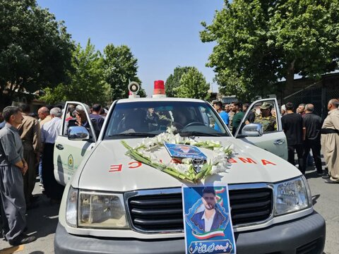 تصاویر/ تشییع پیکر مطهر شهید والامقام زبیر امینی‌فر در نقده