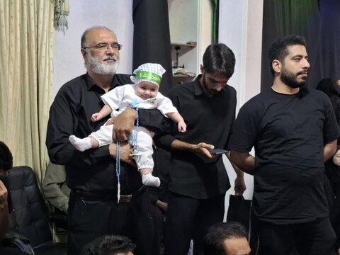 تصاویر/همایش شیرخوارگان حسینی در امامزاده هادی (ع) فین کاشان