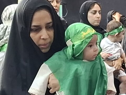 تصاویر/همایش شیرخوارگان حسینی در مسجد صادقیه کاشان