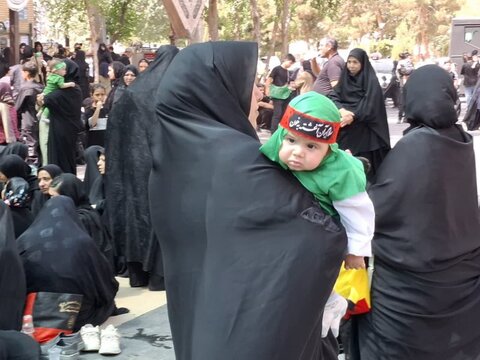 تصاویر/همایش شیرخوارگان حسینی در مسجد صادقیه کاشان