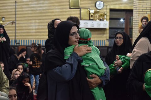 تصاویر/ همایش شیرخوارگان حسینی در مسجد یازهرا (س) ارومیه