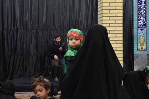 تصاویر/ همایش شیرخوارگان حسینی در مسجد یازهرا (س) ارومیه