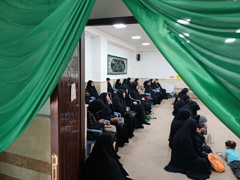 تصاویر/ مراسم عزاداری اولین روز از ماه محرم در مدرسه علمیه حضرت زینب کبری( س) ارومیه