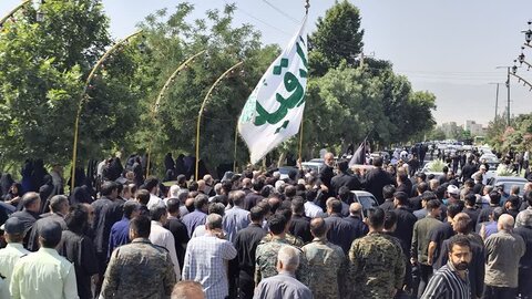 تصاویر تشييع پيکر مطهر شهيد امير حسين طولابی در حمله تجاوزکارانه رژيم سفاک صهيونيستی در خرم آباد