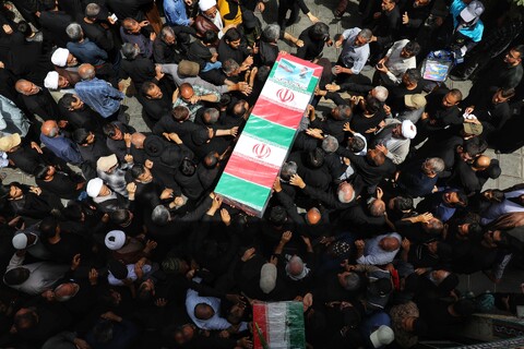 تصاویر/ مراسم تشییع پیکر مطهر شهدای حملات اخیر رژیم تروریستی صهیونی در قم