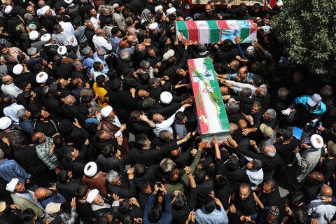 تصاویر/ مراسم تشییع پیکر مطهر شهدای حملات اخیر رژیم تروریستی صهیونی در قم