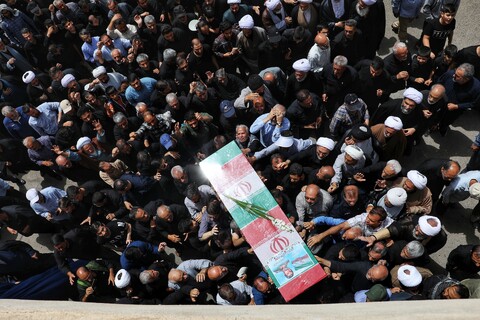 تصاویر/ مراسم تشییع پیکر مطهر شهدای حملات اخیر رژیم تروریستی صهیونی در قم