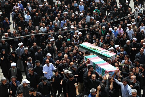 تصاویر/ مراسم تشییع پیکر مطهر شهدای حملات اخیر رژیم تروریستی صهیونی در قم