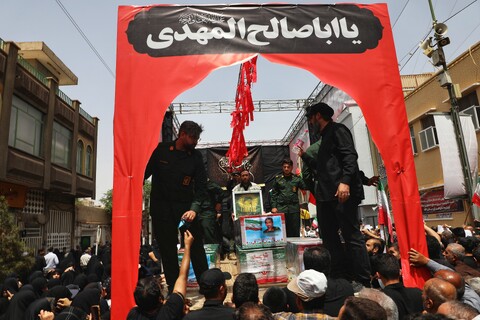 تصاویر/ مراسم تشییع پیکر مطهر شهدای حملات اخیر رژیم تروریستی صهیونی در قم