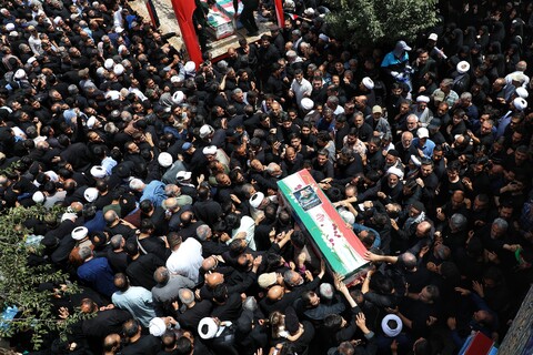 تصاویر/ مراسم تشییع پیکر مطهر شهدای حملات اخیر رژیم تروریستی صهیونی در قم