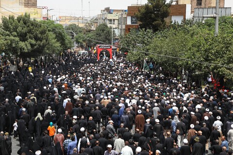 تصاویر/ مراسم تشییع پیکر مطهر شهدای حملات اخیر رژیم تروریستی صهیونی در قم