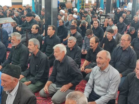 تصاویر/ آیین عبادی سیاسی نماز جمعه چهاربرج