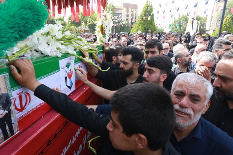 تصاویر / تشییع سردار شهید میثم رضوان پور و شهید صفاریان در خمینی شهر