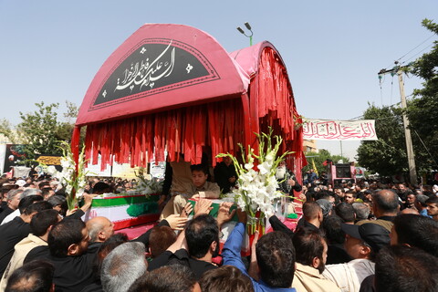 تصاویر / تشییع سردار شهید میثم رضوان پور و شهید صفاریان در خمینی شهر