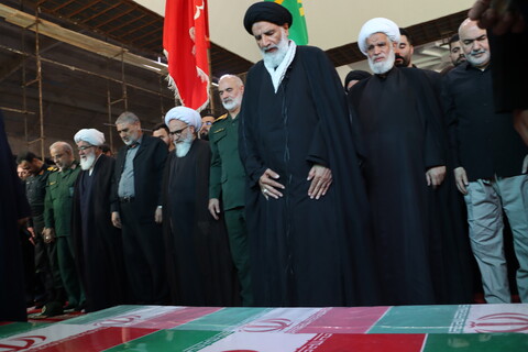 تشییع پیکر دو تن از شهدای حمله تروریستی صهیونیستی در اهواز