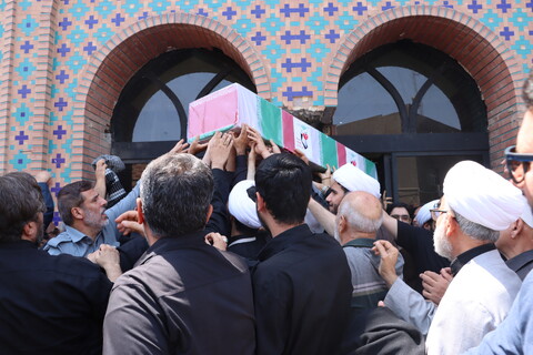 تشییع پیکر دو تن از شهدای حمله تروریستی صهیونیستی در اهواز