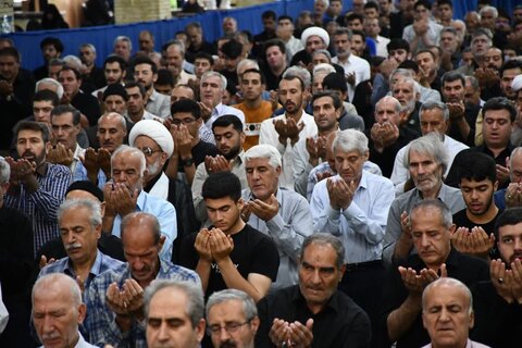 تصاویر/ اقامه نماز جمعه خوی