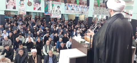 تصاویر/ اقامه نماز جمعه شهرستان پارس آباد