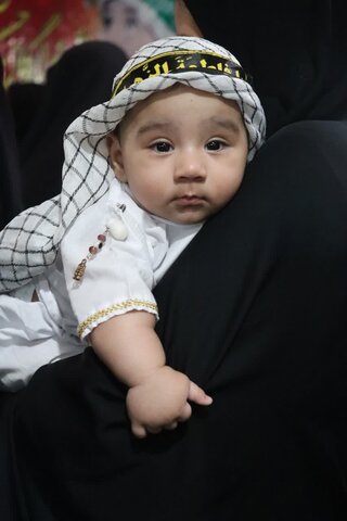 مراسم شیرخوارگان