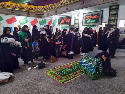 مراسم شیرخوارگان