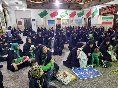 مراسم شیرخوارگان