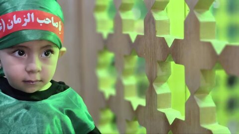 تصاویر/ همایش بزرگ شیرخوارگان حسینی در حرم مطهر شهدای‌گمنام حسین‌آباد کویر آران و بیدگل