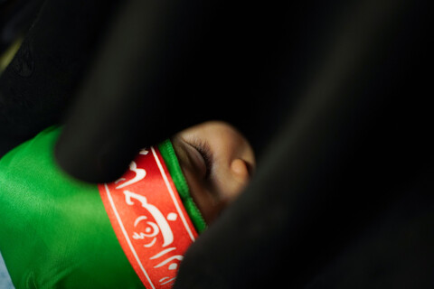 تصاویر/ آیین معنوی «شیرخوارگان حسینی» در حرم مطهر رضوی