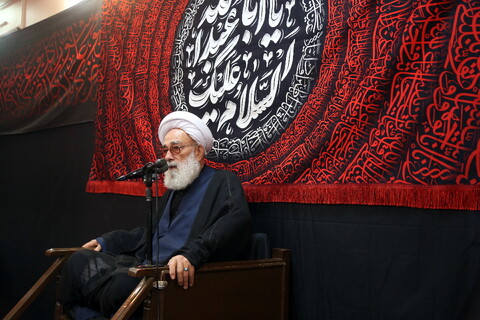 تصاویر/ مراسم سوگواری و عزاداری امام حسین علیه السلام در حسینیه دفتر حضرت آیت الله العظمی فاضل لنکرانی(ره)