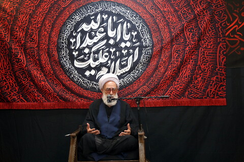 تصاویر/ مراسم سوگواری و عزاداری امام حسین علیه السلام در حسینیه دفتر حضرت آیت الله العظمی فاضل لنکرانی(ره)