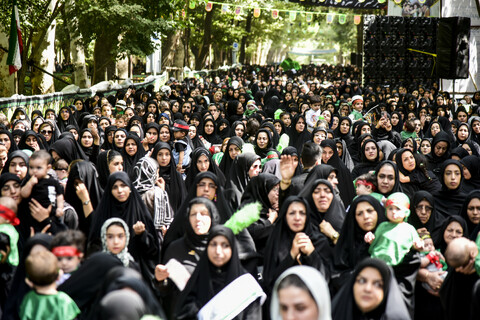 تصاویر / همایش شیرخوارگان حسینی در اصفهان