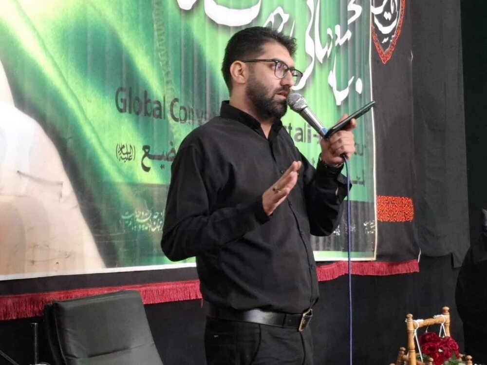 فیلم | همایش شیرخوارگان حسینی در مسجد صادقیه کاشان