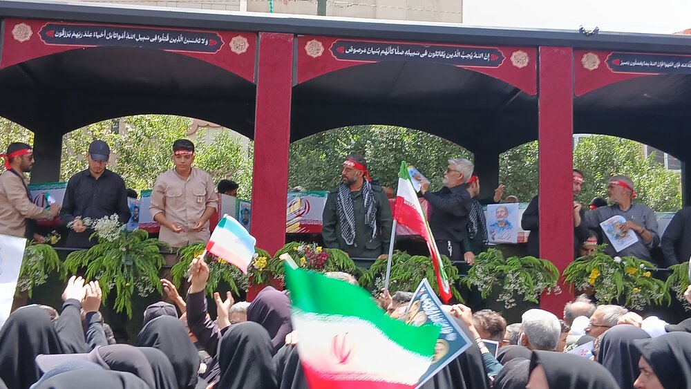 مراسم تشییع شهدای حملات رژیم صهیونیستی در مشهد