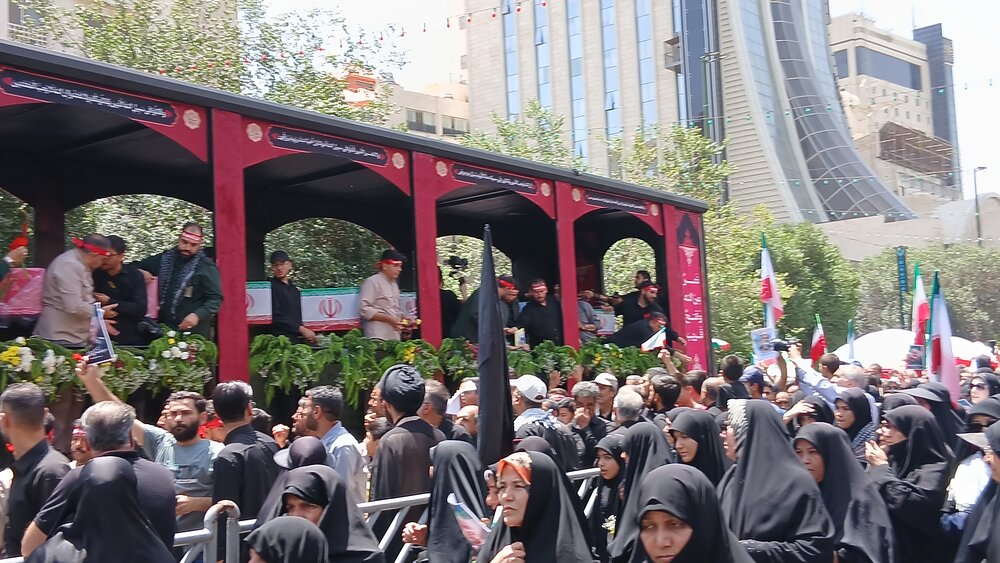 مراسم تشییع شهدای حملات رژیم صهیونیستی در مشهد