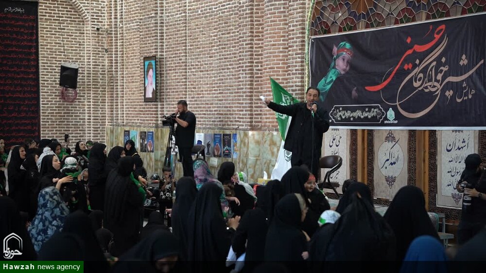 همایش شیرخوارگان حسینی در امامزاده سید حمزه تبریز برگزار شد