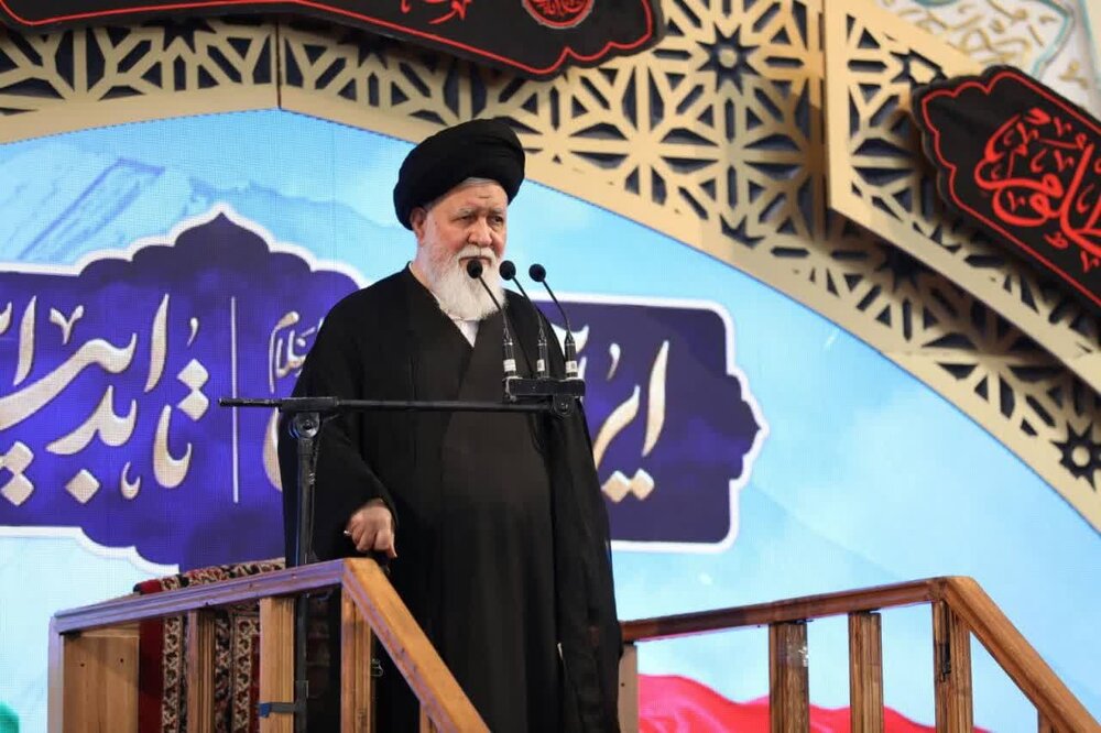 انسجام مردم ارزشمندتر از هر دستاورد نظامی است/ مردم؛ بزرگ‌ترین عامل امنیت کشور