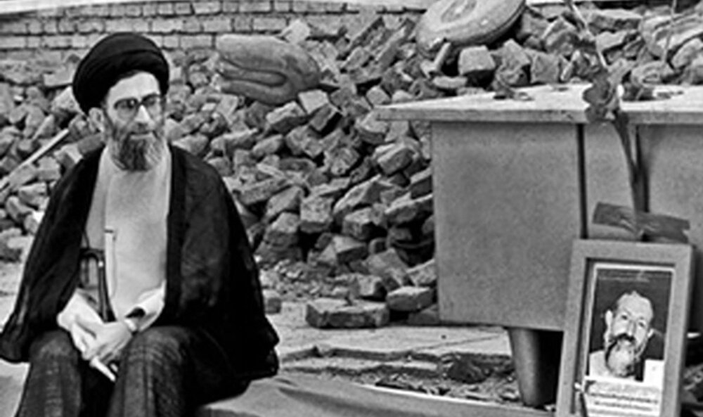 جانبازی امام خامنه‌ای در حین جهاد تبیین